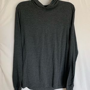 dark gray long sleeve tee w a hood